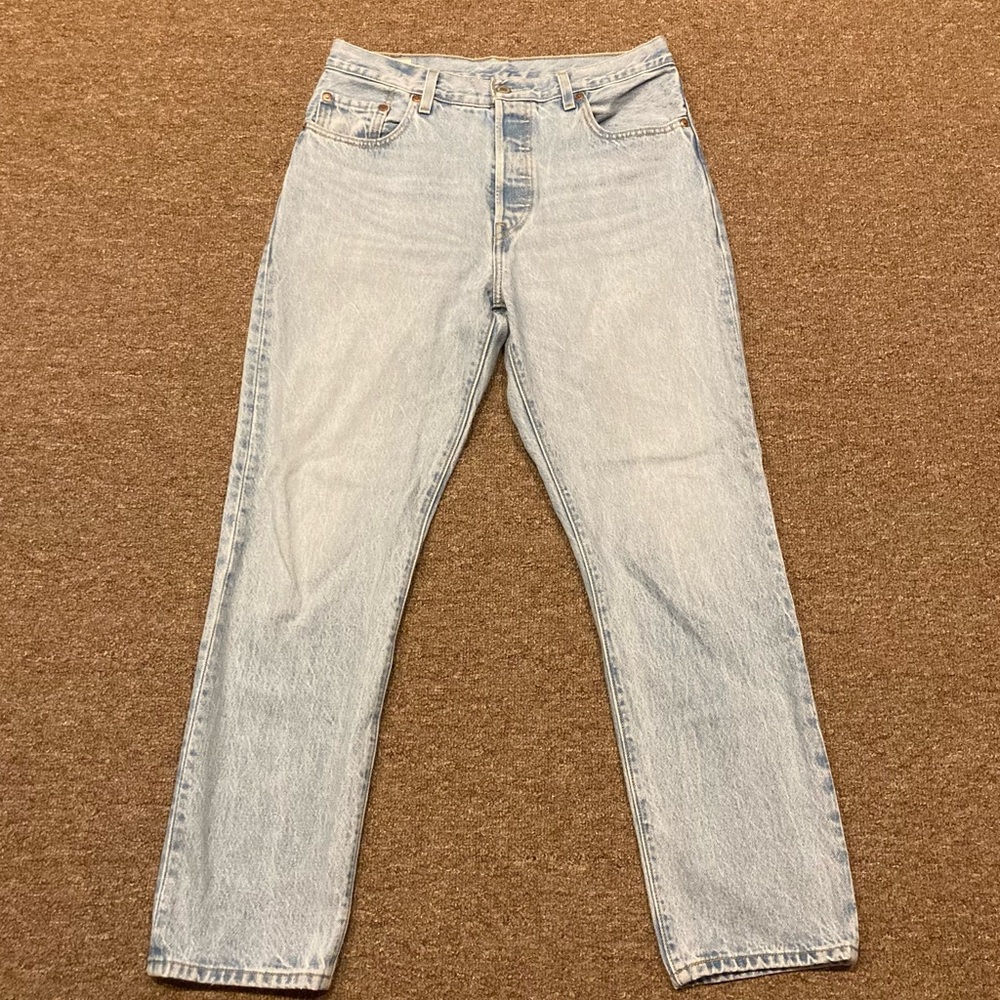 Levi’s 501 original light wash